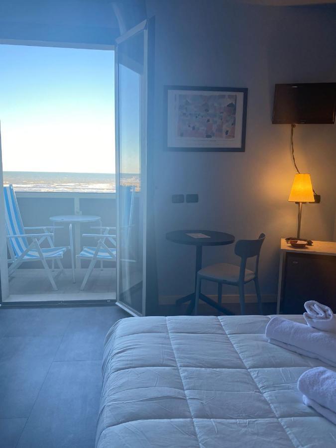 Hotel Corallo ริมินี ภายนอก รูปภาพ
