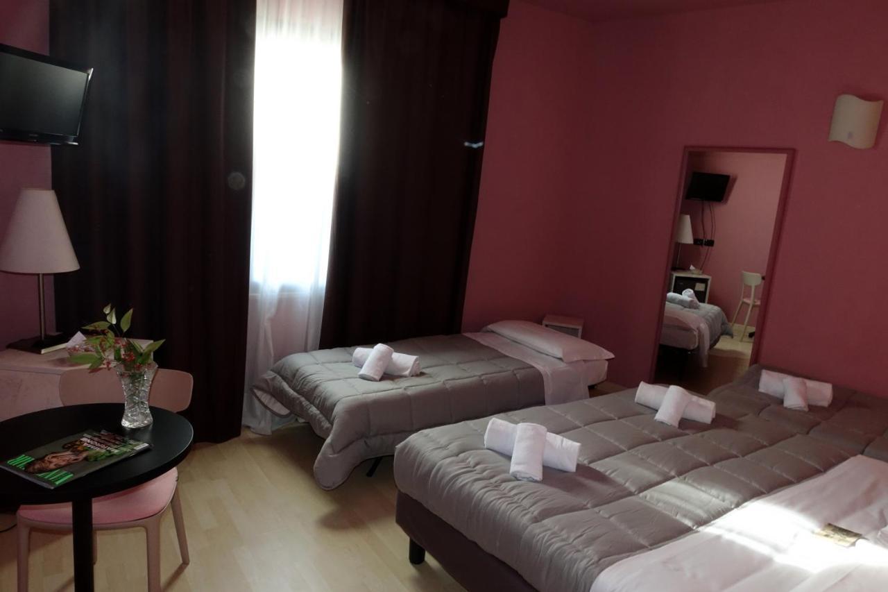 Hotel Corallo ริมินี ภายนอก รูปภาพ